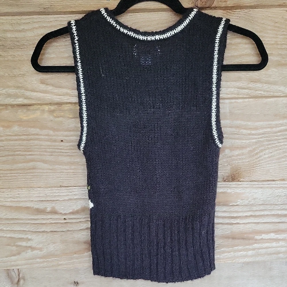 Kimchi Blue Black Sweater Vest with Red and Green Floral Design Size XS
